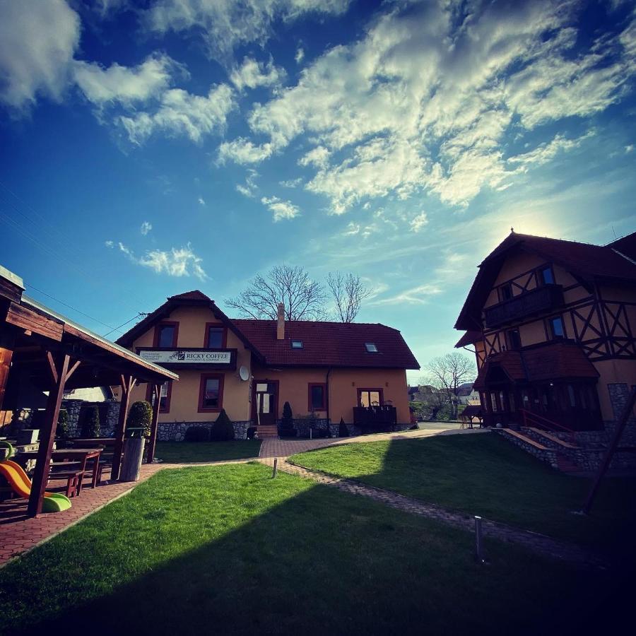Penzion Bado Stara Lesna Exterior photo